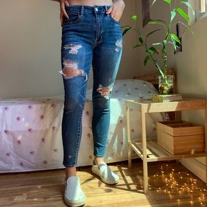 American Eagle High Waisted Distressed Jeans
